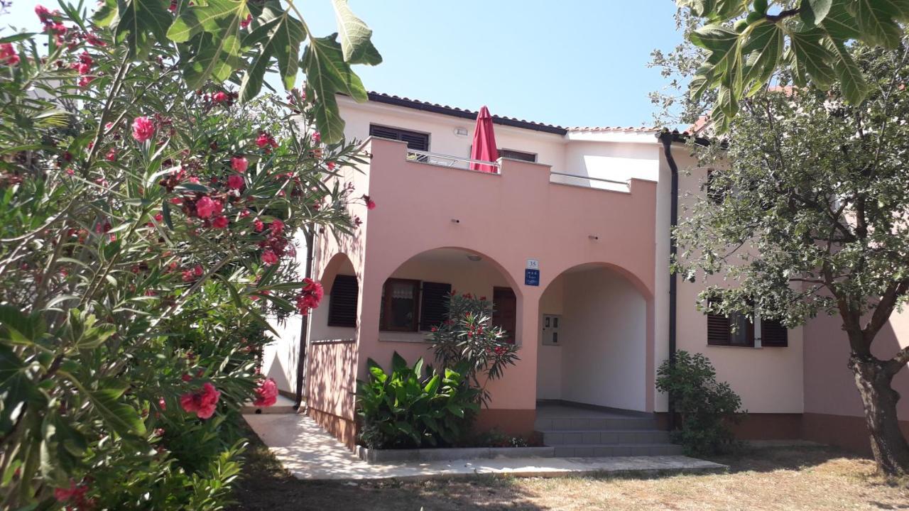 Apartmani Mia Ližnjan Kültér fotó